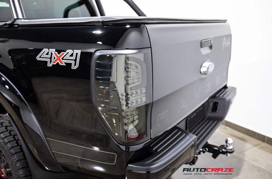 FORD RANGER AB811 SATIN BLACK GLOSS INSERTS